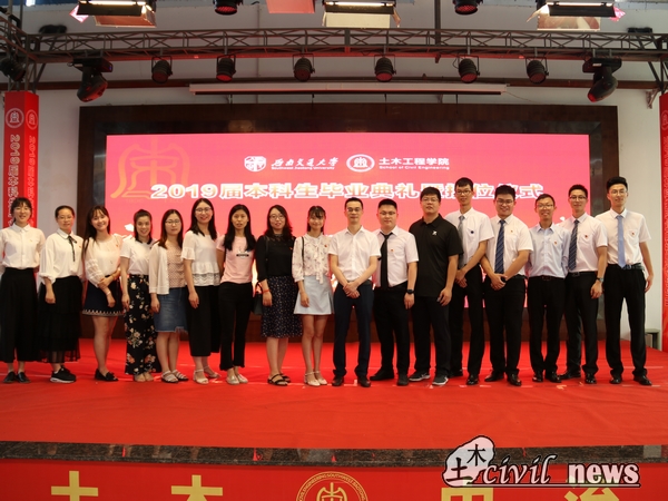 1561266187463028275.jpg 这张放在老师篇的最后.jpg