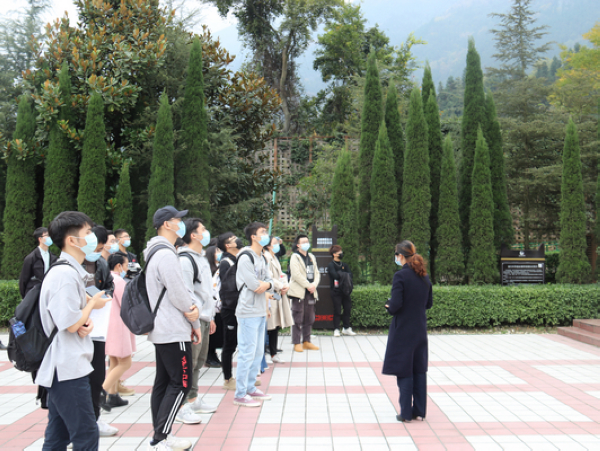 1605534182272036032.jpg 05.jpg