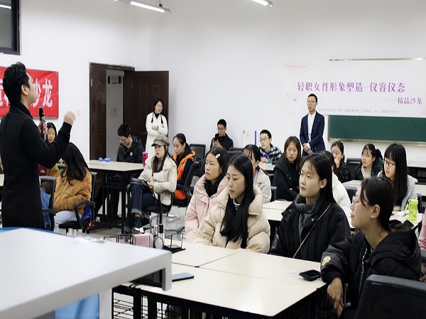 1574592471811013378.jpg 1.jpg