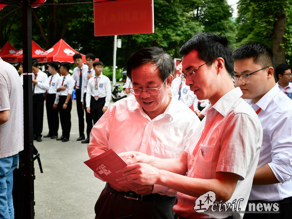 1567703315744095912.jpg 11.jpg