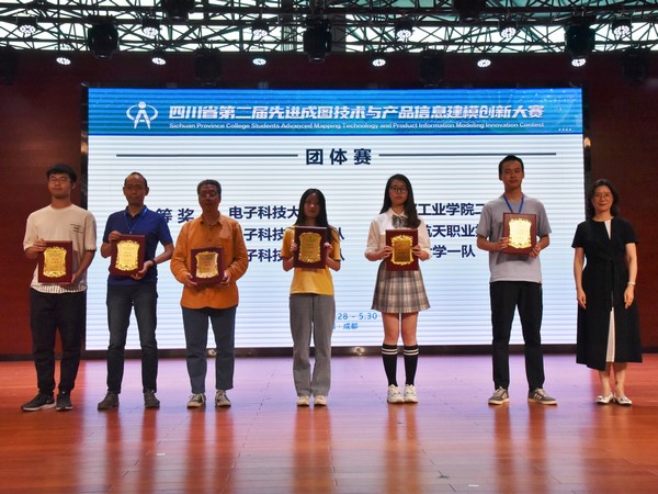 1622566293139088134.jpg 07.jpg