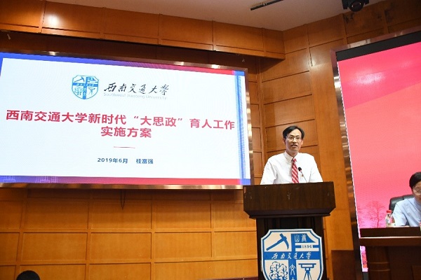 1561819084160012227.jpg 2.jpg